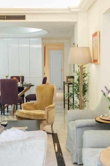 Apartamento Boutique Abades Севілья Екстер'єр фото